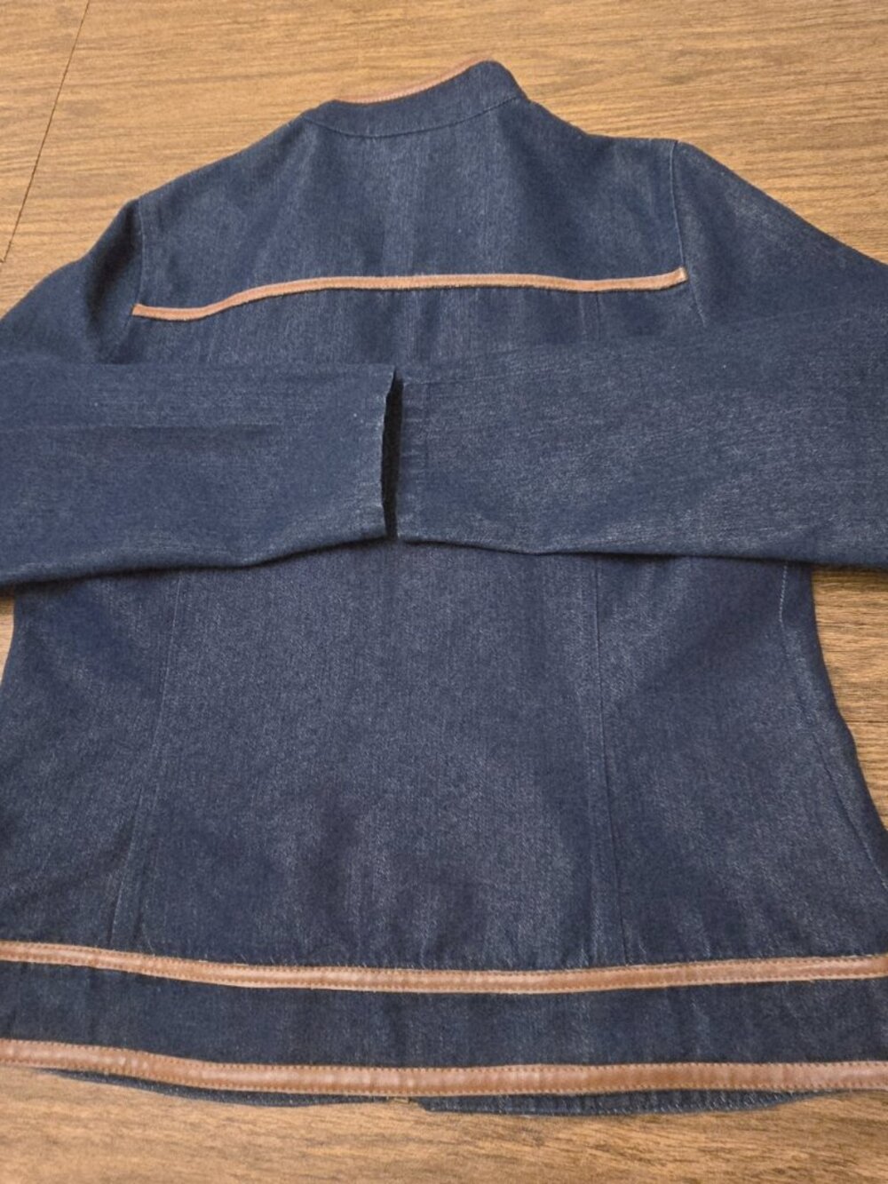 METROStyle Women's Navy Denim Long Sleeves Jacket w/Faux Leather Trim - Size 12 - Picture 2 of 11